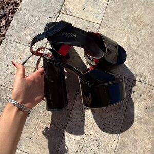 Lamoda Glossy Black and Red Platform Sandals